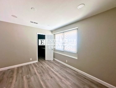 tunstall-street-garden-grove-family-house-room2