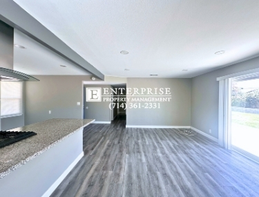 tunstall-street-garden-grove-family-house-living-room